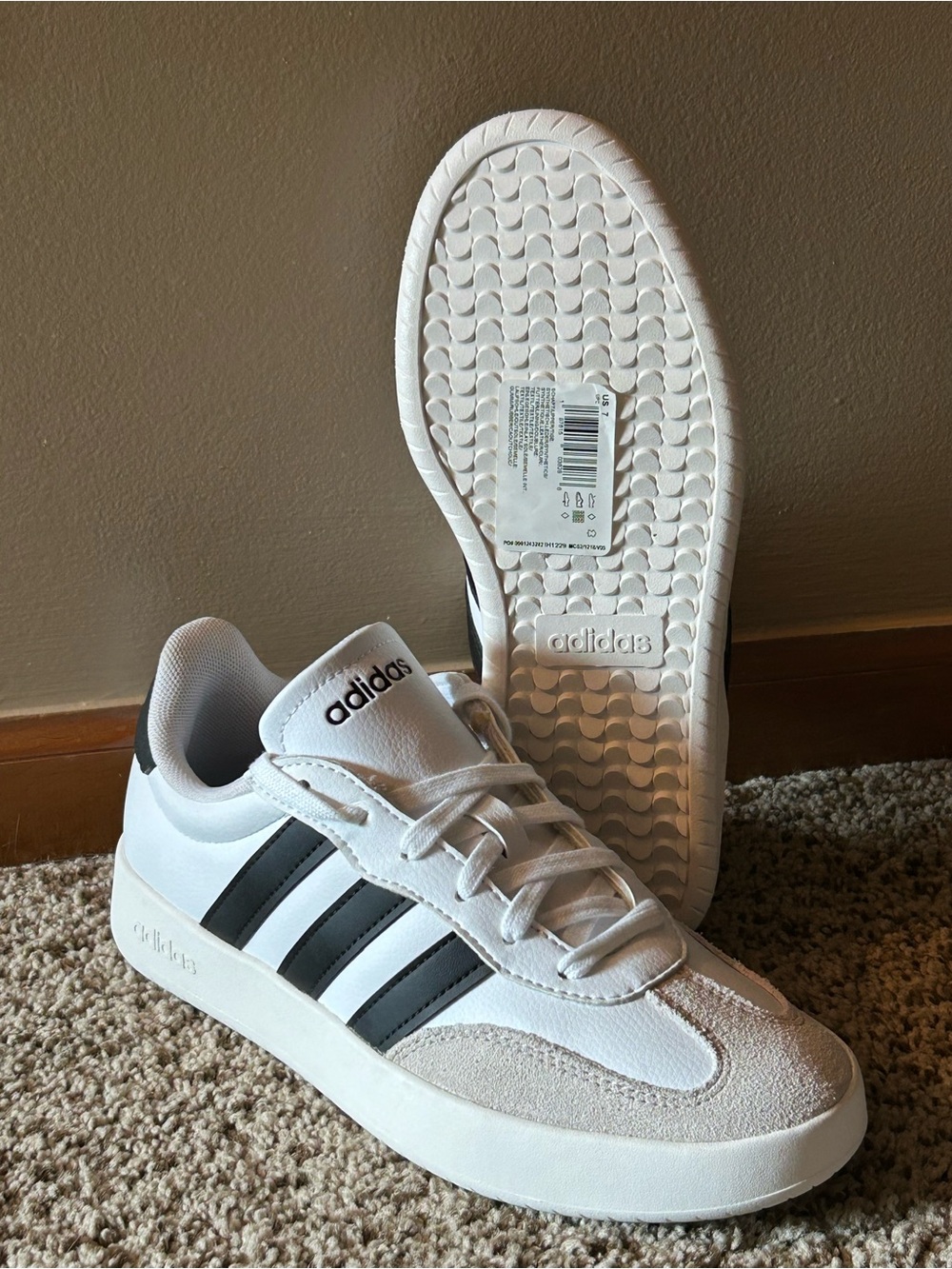 Adidas Barreda Black/White & Grey Suede women's size 7